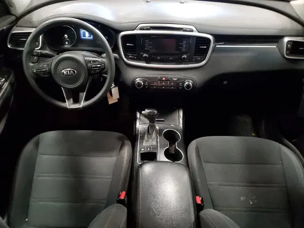5XYPGDA50HG312174 2017 KIA SORENTO - Image 8