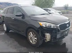 5XYPGDA50HG315026 2017 KIA SORENTO