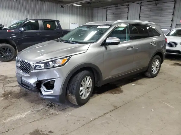 5XYPGDA50HG324521 2017 KIA SORENTO - Image 1