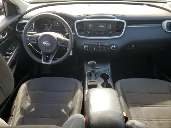5XYPGDA50HG326298 2017 KIA SORENTO - Image 8