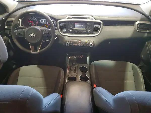 5XYPGDA50HG326771 2017 KIA SORENTO - Image 8