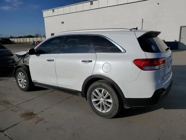 5XYPGDA50HG333252 2017 KIA SORENTO - Image 2
