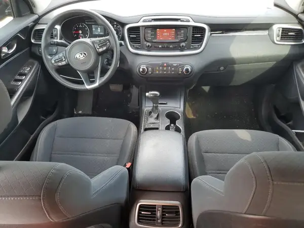 5XYPGDA50JG341177 2018 KIA SORENTO - Image 8