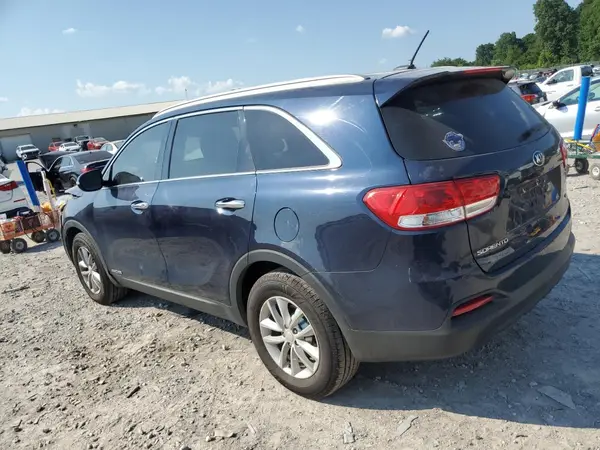 5XYPGDA50JG389259 2018 KIA SORENTO - Image 2