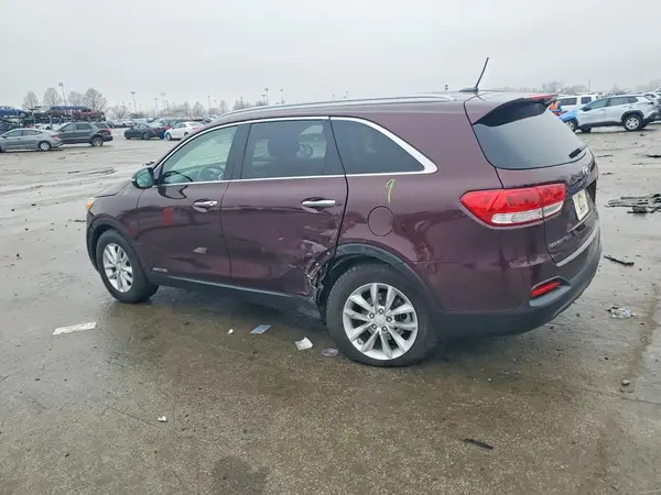 5XYPGDA50JG391612 2018 KIA SORENTO - Image 2