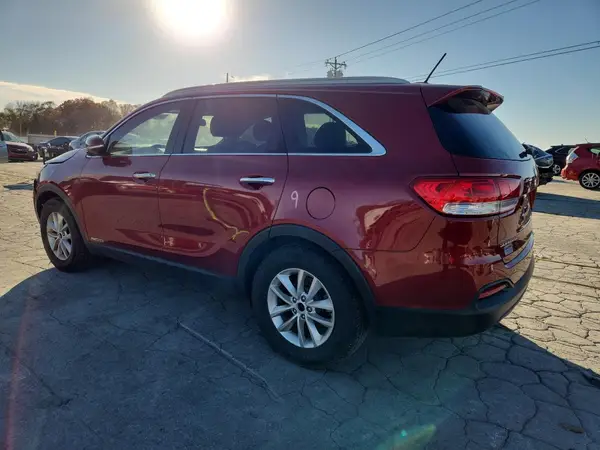 5XYPGDA50JG392050 2018 KIA SORENTO - Image 2