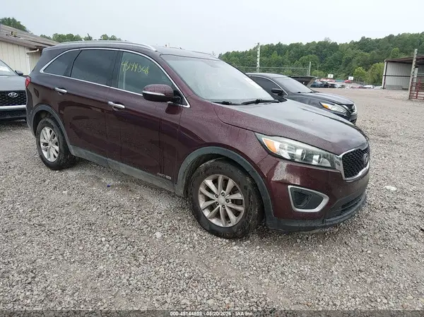 5XYPGDA50JG392095 2018 KIA SORENTO - Image 1