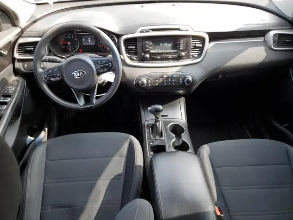5XYPGDA50JG412006 2018 KIA SORENTO - Image 8