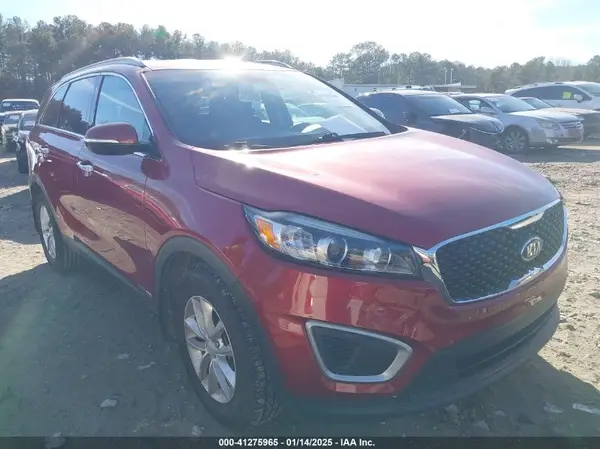 5XYPGDA50JG423071 2018 KIA SORENTO - Image 1
