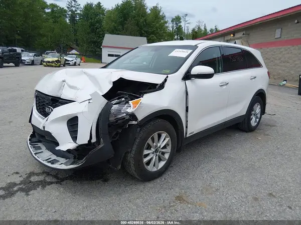 5XYPGDA50KG446125 2019 KIA SORENTO - Image 2
