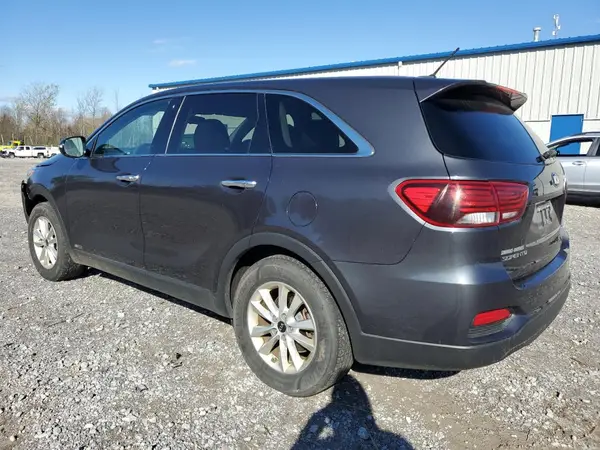5XYPGDA50KG449591 2019 KIA SORENTO - Image 2