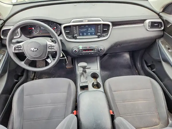 5XYPGDA50KG463099 2019 KIA SORENTO - Image 8