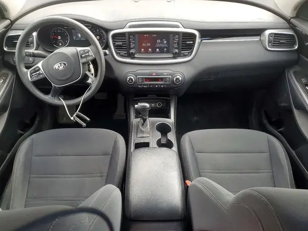 5XYPGDA50KG463801 2019 KIA SORENTO - Image 8