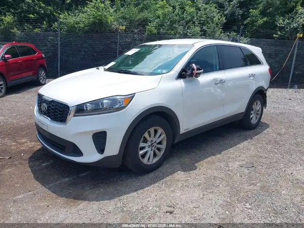 5XYPGDA50KG482543 2019 KIA SORENTO - Image 2