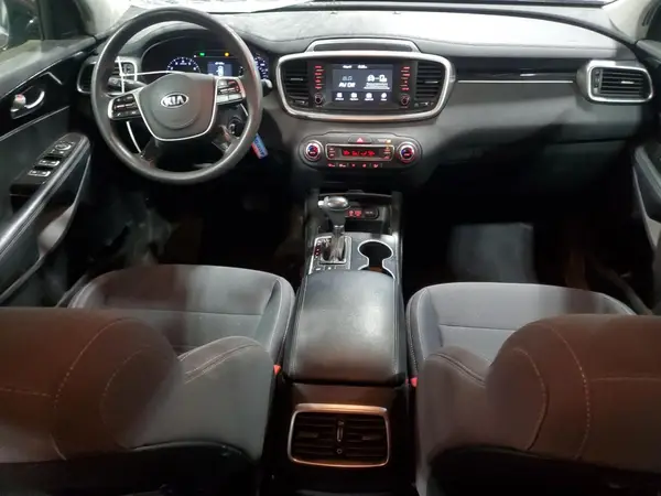 5XYPGDA50KG484101 2019 KIA SORENTO - Image 8