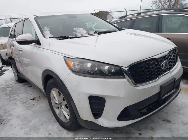 5XYPGDA50KG488780 2019 KIA SORENTO - Image 1