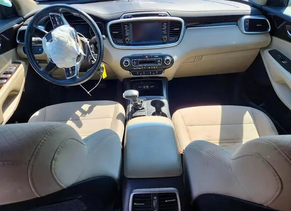 5XYPGDA50KG535158 2019 KIA SORENTO - Image 8