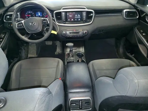 5XYPGDA50KG547004 2019 KIA SORENTO - Image 8