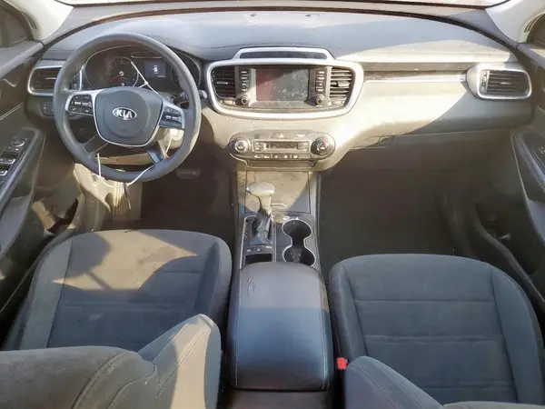 5XYPGDA50KG551506 2019 KIA SORENTO - Image 8
