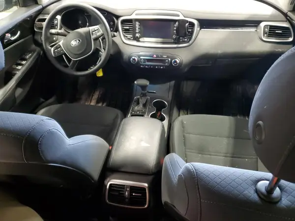 5XYPGDA50KG556172 2019 KIA SORENTO - Image 8