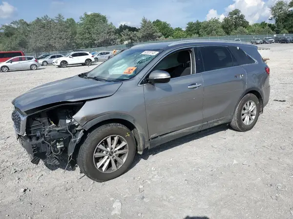 5XYPGDA50KG556396 2019 KIA SORENTO - Image 1