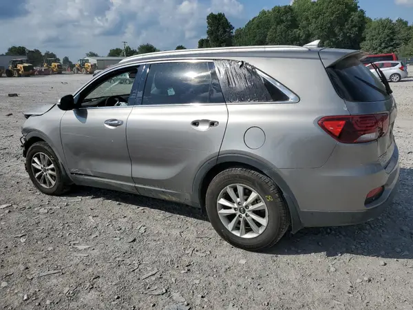 5XYPGDA50KG556396 2019 KIA SORENTO - Image 2