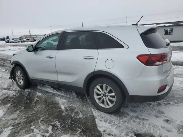 5XYPGDA50KG561615 2019 KIA SORENTO - Image 2