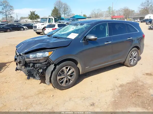 5XYPGDA50LG664471 2020 KIA SORENTO - Image 2
