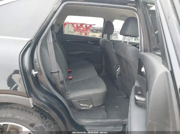 5XYPGDA50LG682789 2020 KIA SORENTO - Image 8