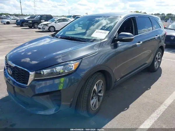 5XYPGDA50LG692299 2020 KIA SORENTO - Image 2