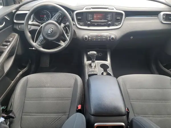 5XYPGDA51GG049403 2016 KIA SORENTO - Image 8
