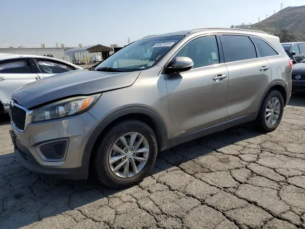 5XYPGDA51GG061020 2016 KIA SORENTO - Image 1