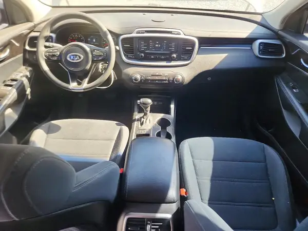 5XYPGDA51GG093885 2016 KIA SORENTO - Image 8