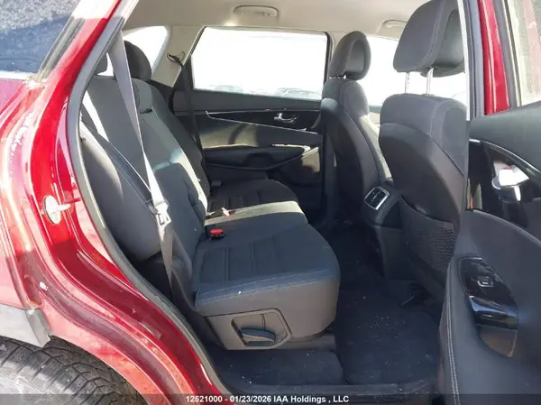 5XYPGDA51GG105730 2016 KIA SORENTO - Image 8