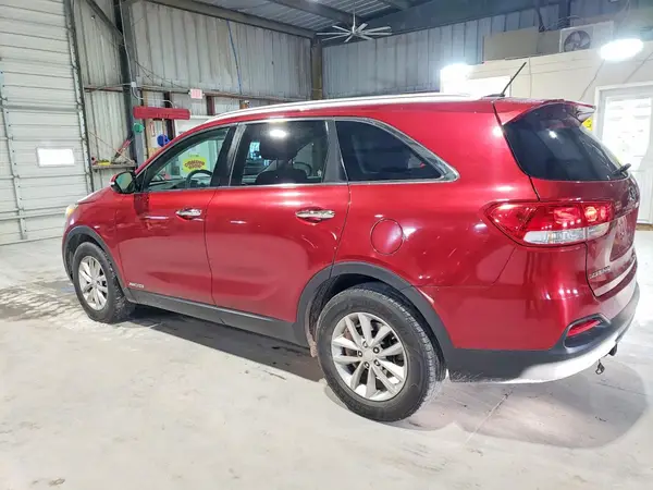 5XYPGDA51GG106263 2016 KIA SORENTO - Image 2
