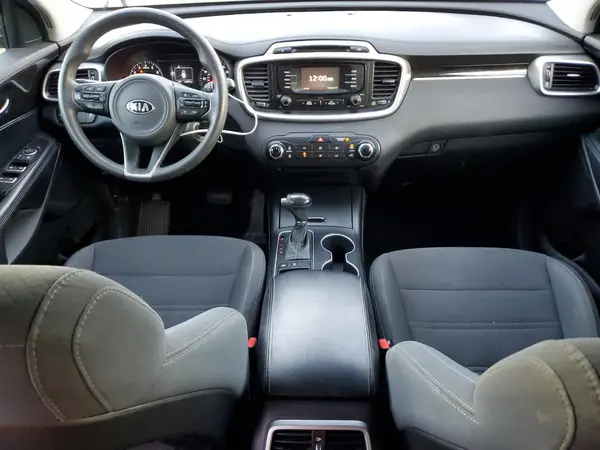 5XYPGDA51GG130692 2016 KIA SORENTO - Image 8