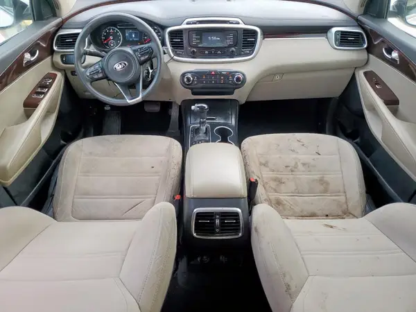 5XYPGDA51GG131017 2016 KIA SORENTO - Image 8