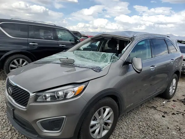 5XYPGDA51GG134435 2016 KIA SORENTO - Image 1