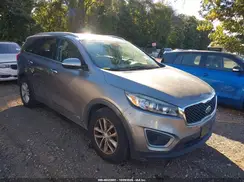 5XYPGDA51GG135021 2016 KIA SORENTO