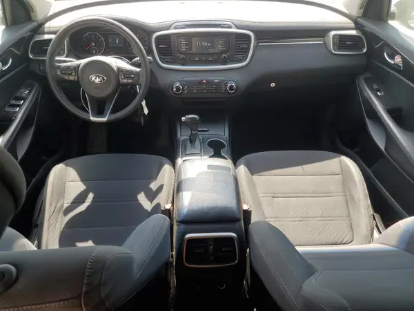5XYPGDA51GG138792 2016 KIA SORENTO - Image 8