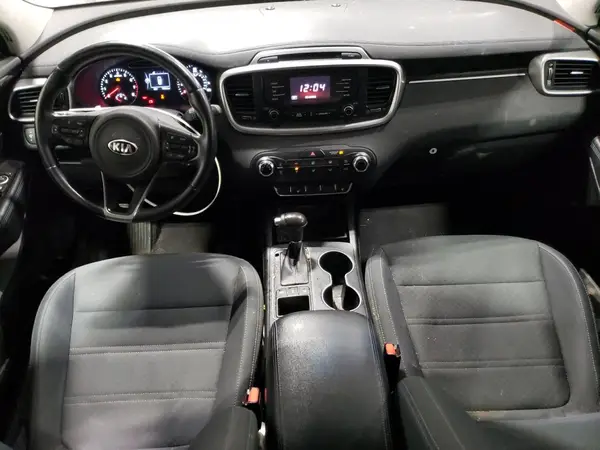 5XYPGDA51GG140204 2016 KIA SORENTO - Image 8