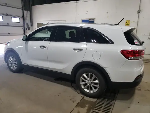 5XYPGDA51GG175549 2016 KIA SORENTO - Image 2