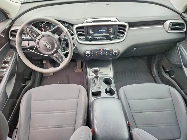 5XYPGDA51GG178919 2016 KIA SORENTO - Image 8