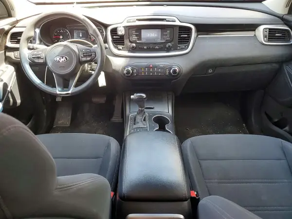 5XYPGDA51HG190764 2017 KIA SORENTO - Image 8