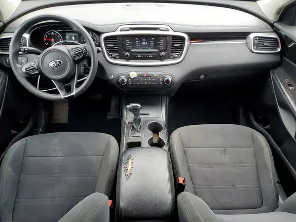 5XYPGDA51HG198332 2017 KIA SORENTO - Image 8