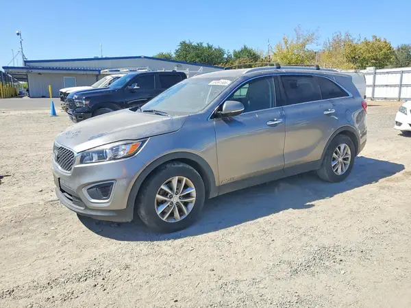 5XYPGDA51HG227652 2017 KIA SORENTO - Image 1