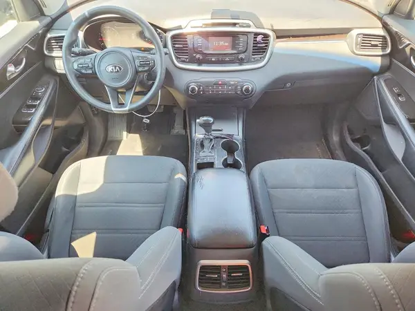 5XYPGDA51HG229336 2017 KIA SORENTO - Image 8