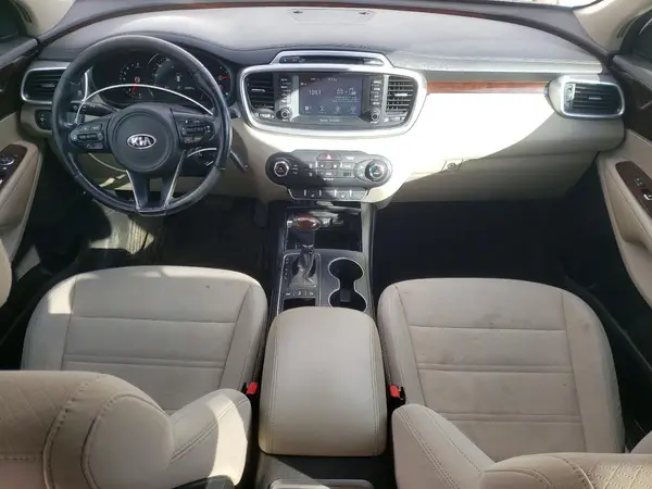 5XYPGDA51HG306500 2017 KIA SORENTO - Image 8