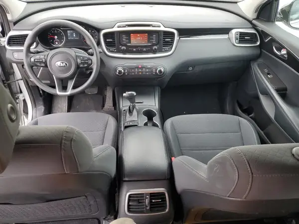 5XYPGDA51HG326777 2017 KIA SORENTO - Image 8