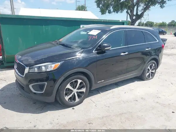 5XYPGDA51HG330957 2017 KIA SORENTO - Image 2
